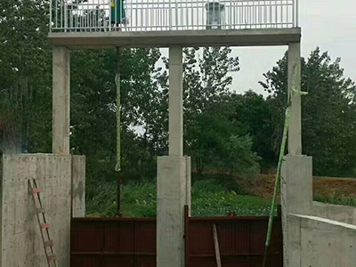 手电两用铸铁方闸门安装及维护保养
